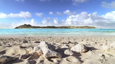 Видео о нереальном острове стало хитом интернета