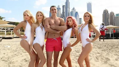 Дядя Жора со своими блондинками спел гимн этого лета