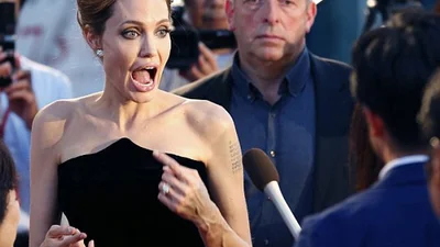 Анджелина Джоли покоряет мир в образе злодейки