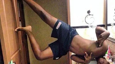 Новий тренд: ідіотські та смішні селфі у ванній