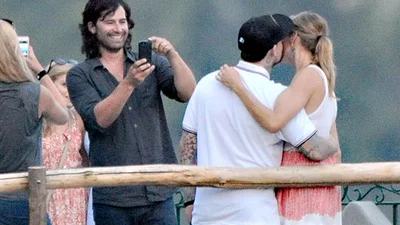 Камерон Диаз развлекается со своим татуированным парнем