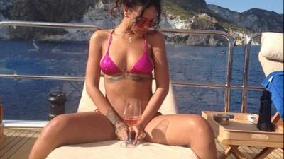 Сицилийские каникулы Рианны