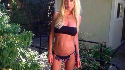 Звезда «Американского пирога» гордится силиконовой грудью