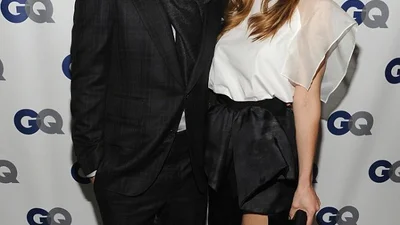 Немножко беременна: Джессика Бил показала животик