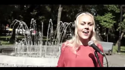 Украинские артисты вместе исполнили патриотичную песню "Дай нам Боже"