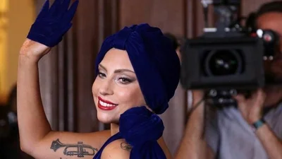 Леди Гага шокировала своим новым нарядом