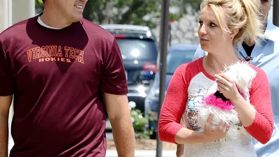 Бойфренд Бритни Спирс изменил ей с порно-актрисой