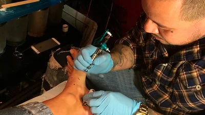 Ирина Шейк сделала татуировку