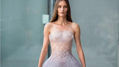 Невероятно! Дизайнеры напечатали ледяное платье на 3D-принтере 