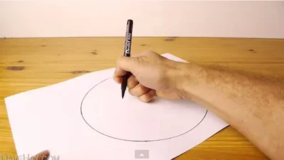 Полезный лайфхак: как нарисовать идеально ровный круг от руки