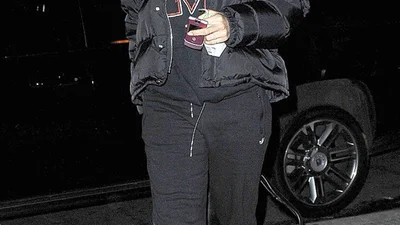 Уличный стиль от Рианны: как носить черное