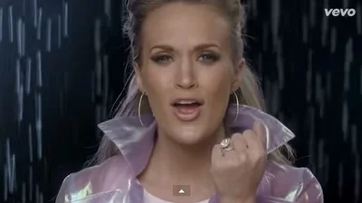 Carrie Underwood - Something In The Water