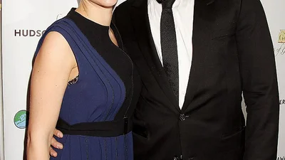 Скарлетт Йоханссон показала брата близнеца