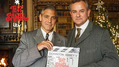 Британский сериал снял специальный рождественский выпуск с Клуни