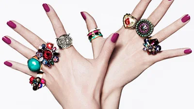 Лучшая защита от холода: ТОП-5 кремов для рук