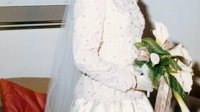 София Вергара показала фото своей свадьбы в 18 лет