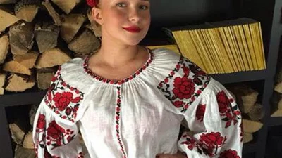 Кличко подарил Хайден Панеттьери украинскую вышиванку