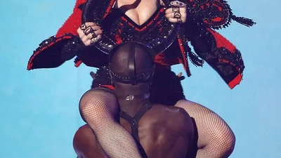 Поп-королева разврата или выступление Мадонны на Grammy 2015
