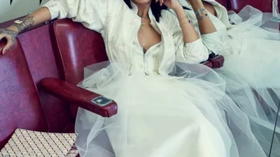 Сексуальная Рианна снялась в откровенной фотосессии