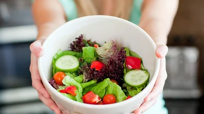 Продукты, которые поднимут вам настроение