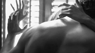 Ученые рекомендуют громко кричать во время секса