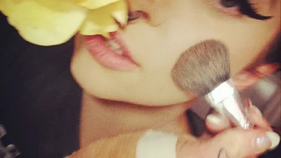 Звездный Instagram: знаменитости наводят красоту