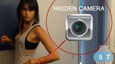 Загляденье: девушка с камерой на попе провела необычный эксперимент