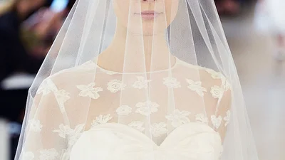 Неделя свадебной моды: невесты в платьях Oscar de la Renta