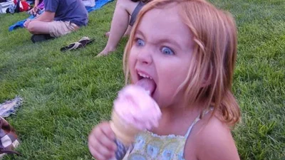 Страхітливі діти, які точно щось задумали