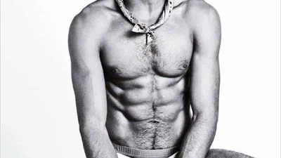 Сексуальный Марлон Тексейра обнажился для обложки