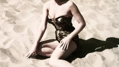 Роскошная блондинка: фото Мэрилин Монро в бикини