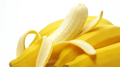 Не выбрасывайте: кожура банана как средство красоты
