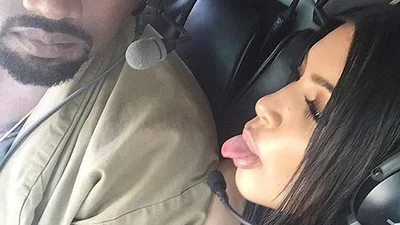 Беременная Ким Кардашьян катается на геликоптере