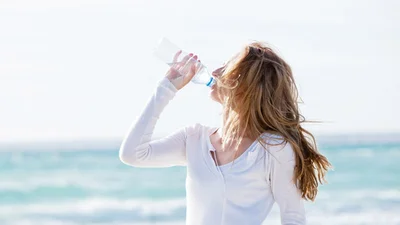 13 сигналов, что вы пьете мало воды
