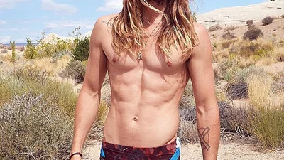 Самые сексуальные топлес знаменитости 2015