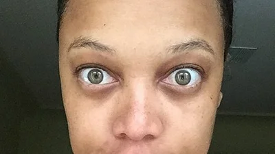 Звезды поддерживают тренд селфи без макияжа