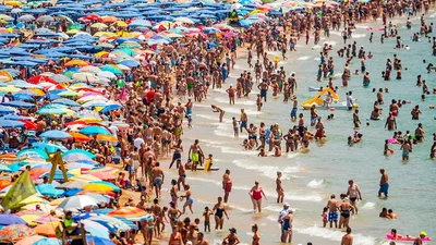 Лето в разгаре: как не должен выглядеть отдых на пляже