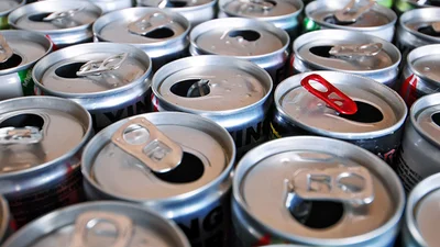 Заміна кофеїну: натуральні замінники енергетиків