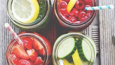 Идеи освежающих летних напитков с фруктами