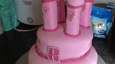 Невмілі руки: веселі катастрофи з тортами