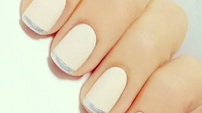 Идеи утонченного свадебного маникюра