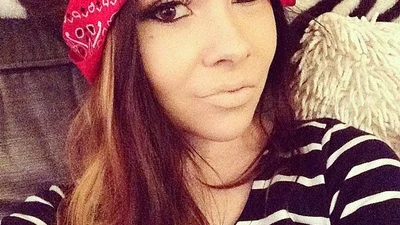 Рокабилли: украшаем прическу банданой