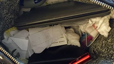 16 речей, які є в сумочці кожної дівчини