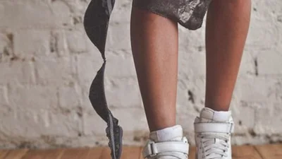 5 способов сохранить белые кроссовки белыми