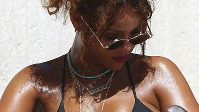 У Рианны появился новый любимчик