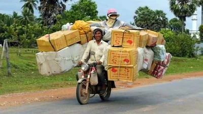 Несподівано: як дивовижно азіати використовують мотоцикли