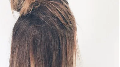 Будь в тренде: модницы выбирают пучок на голове