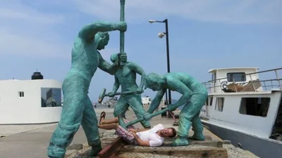 Круті ідеї: як потрібно фотографуватися з пам'ятниками