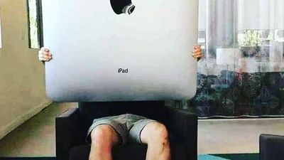 Смешные мемы по поводу выхода нового iPad