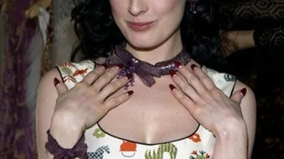 Другой человек: Дита фон Тиз без макияжа